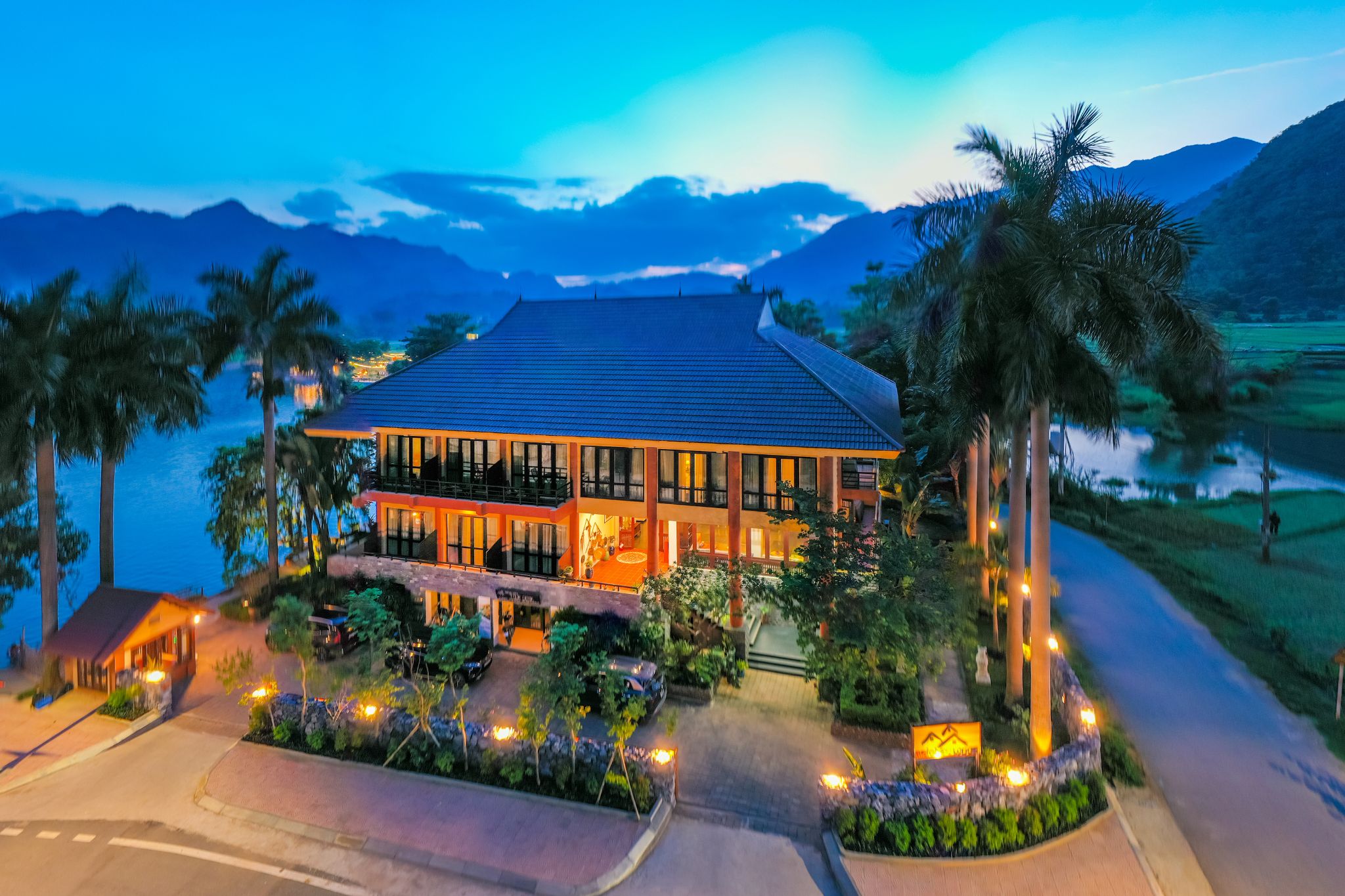 Mai Chau Lodge giữa núi non và cánh đồng Mai Châu